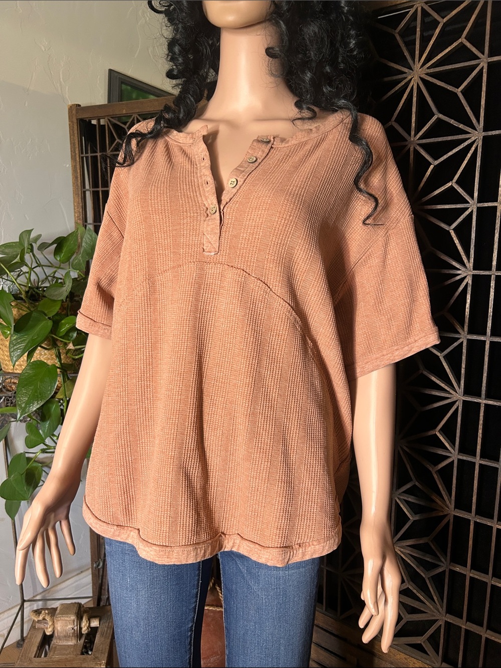 CLEO + WOLF THERMAL SHORT SLEEVE TOP XL